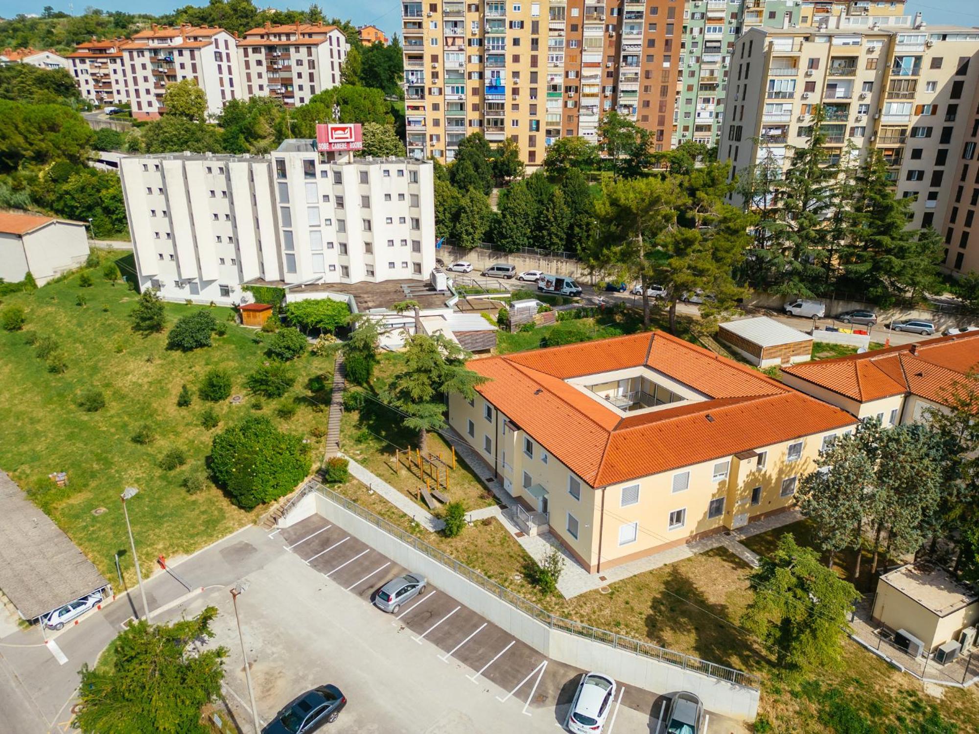 Prenocisca Prisoje Vandrarhem Koper Exteriör bild